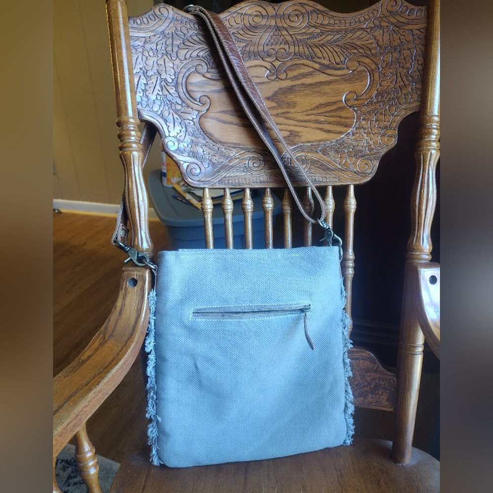 Myra Bag green crossbody purse - Picture 2 of 11